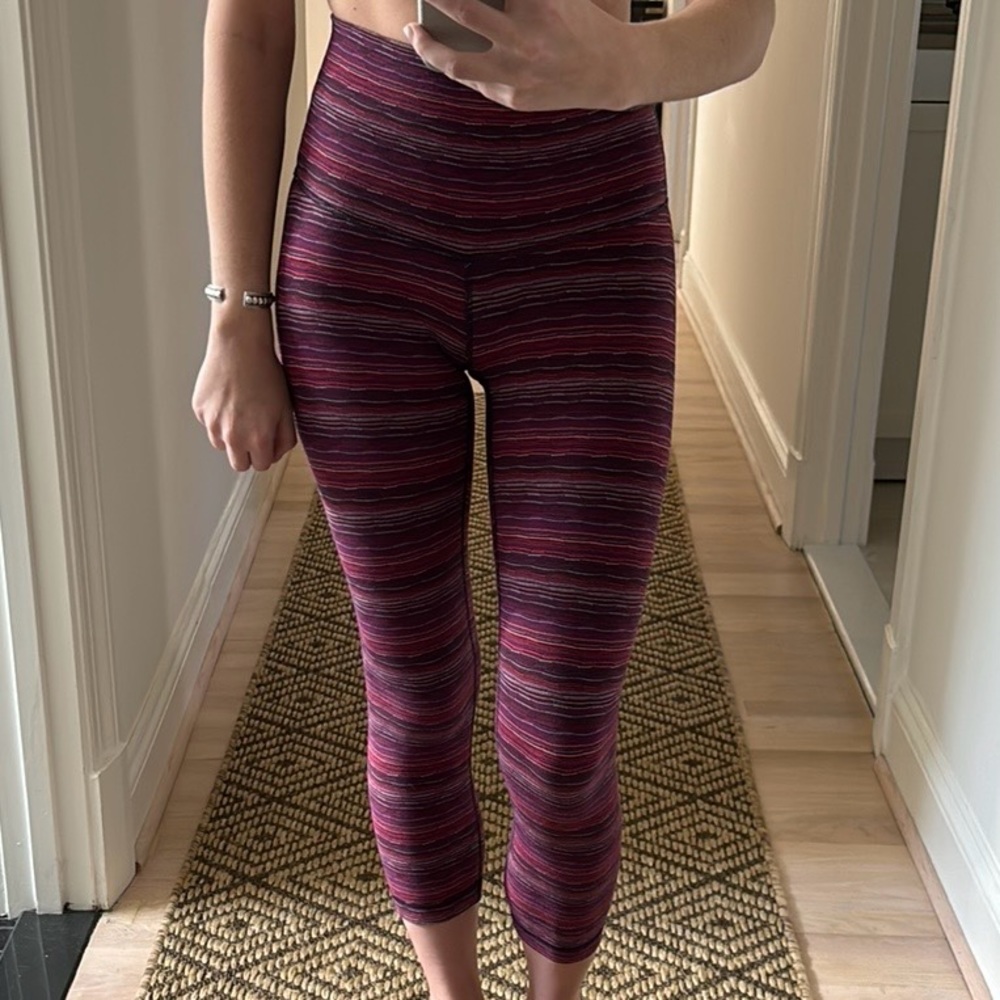 Lululemon Wunder Under Crop | Plum Alarming